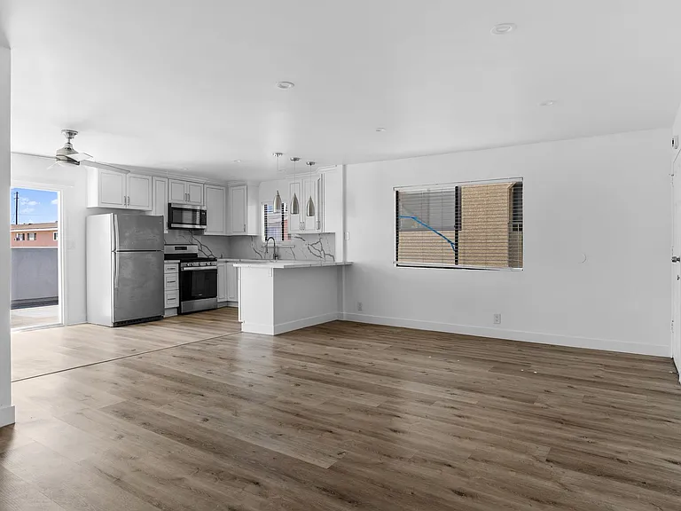630 Nebraska Avenue — Photo 22