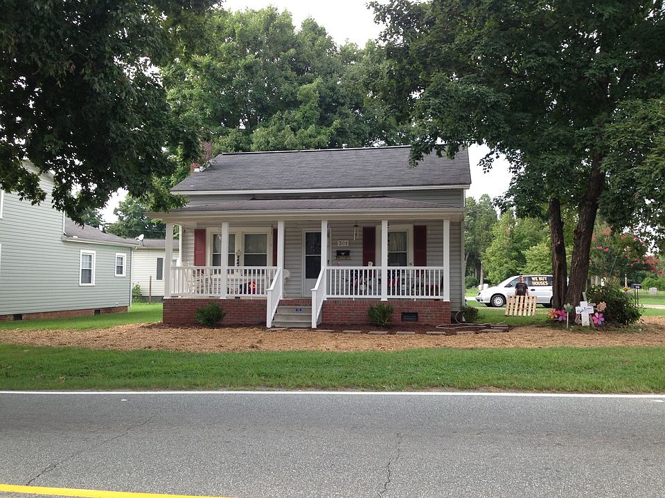 2nd image of 301 Providence Rd