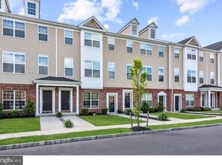 14 Canal Xing, Burlington Township, NJ 08016