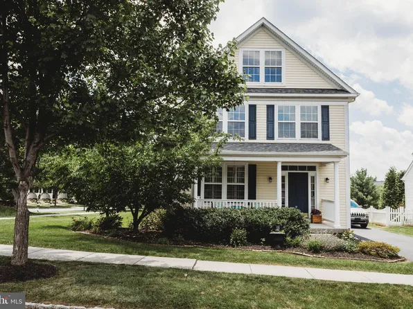 106 Trinley St, Pottstown, PA 19465