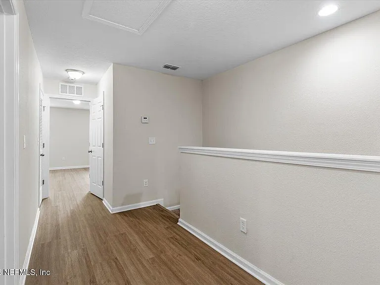8206 Halls Hammock Ct — Photo 21