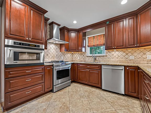 5th image of 5638 Sanford Rd