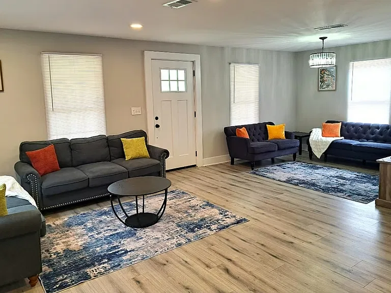 714 Emily Pl NW #1 — Photo 6