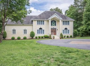 7683 Hunters Ridge Dr, Prince George, VA 23875