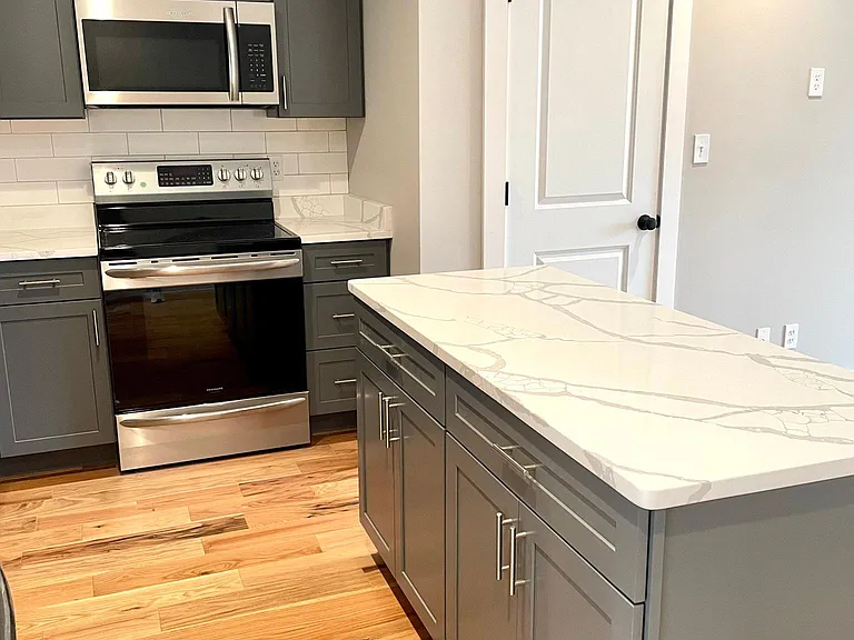 1201 Huntington Ave #1-8 — Photo 6
