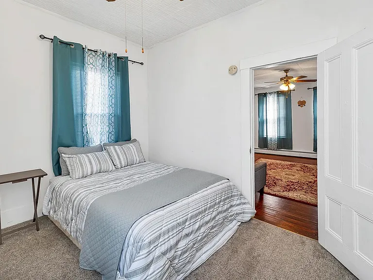 3 Kinsley St #A — Photo 12