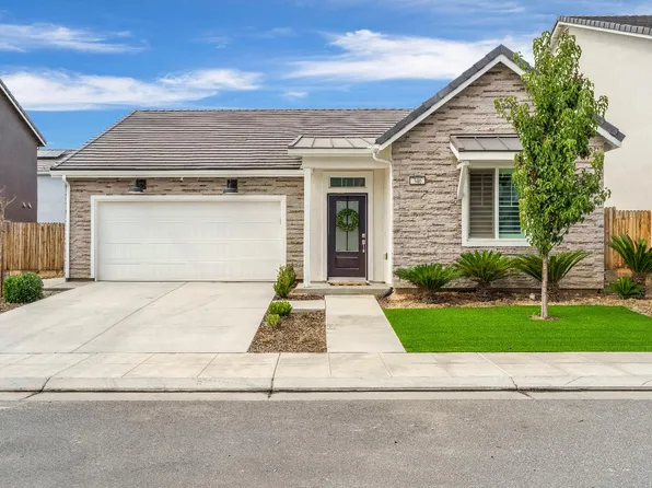 346 Sunset Dr S, Madera, CA 93636