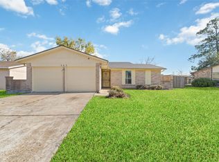 563 Slumberwood Dr, Houston, TX 77013