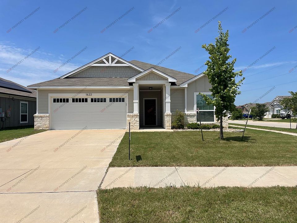 1st image of 1622 Fiddle Wood Way