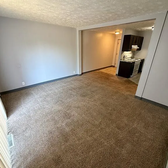 1860 Mahoning Ave NW #306 — Photo 5