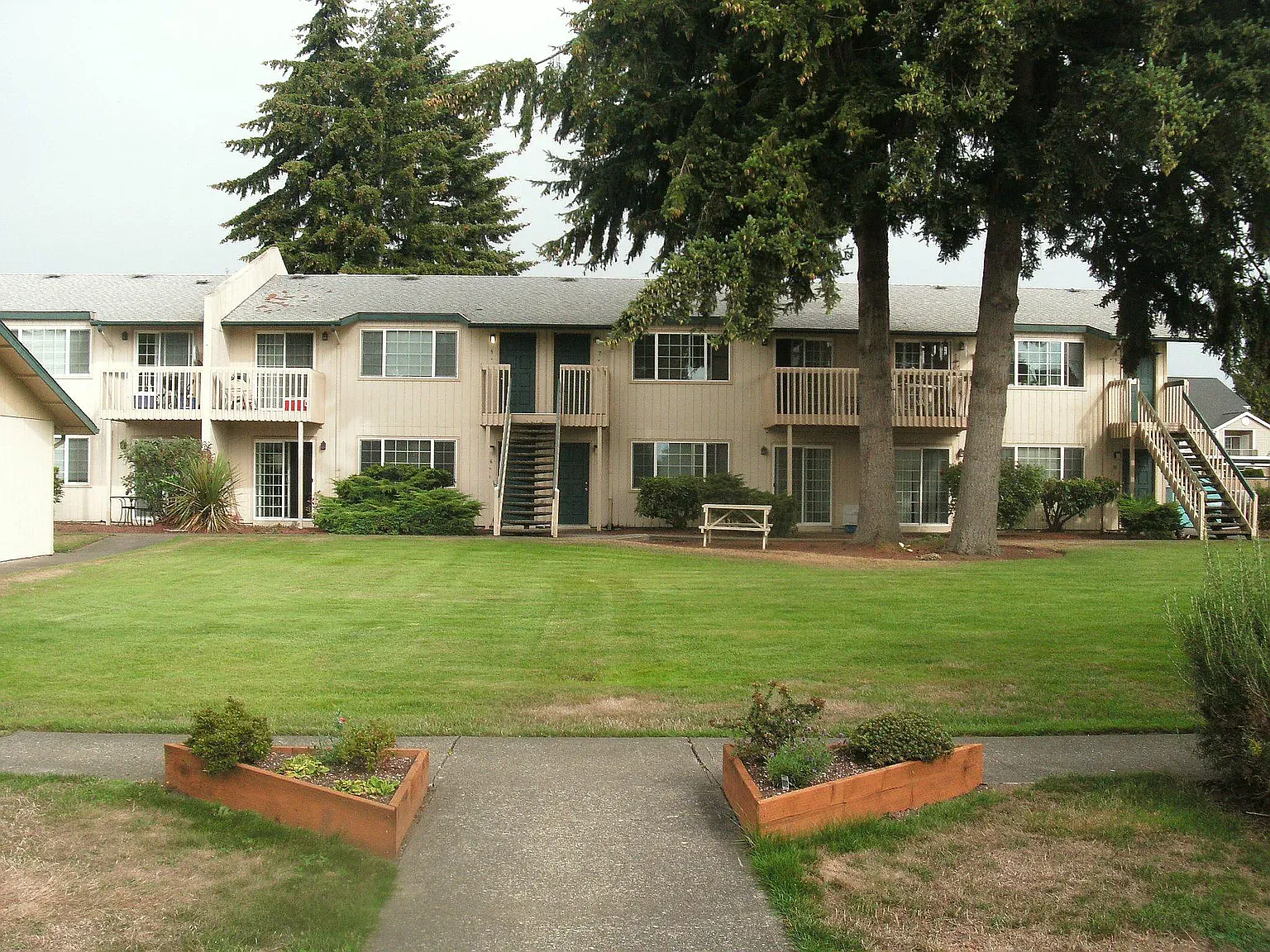 Tall Firs Estates — Photo 3