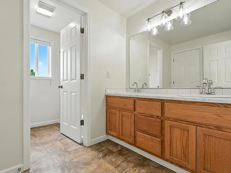 2413 NW 3rd Way — Photo 3