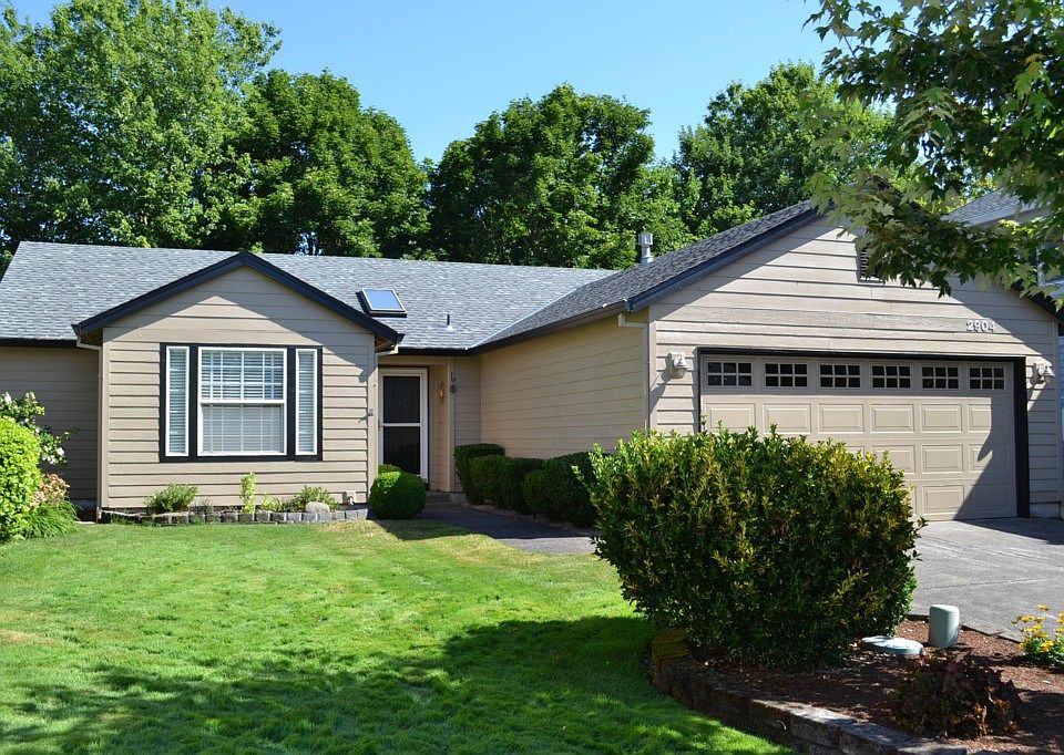1st image of 2904 SE 175th Ct