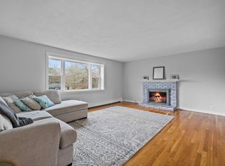 34 Spencer Dr, Plymouth, MA 02360