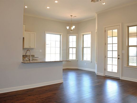 5th image of 8709 Brunswick Forest Cv