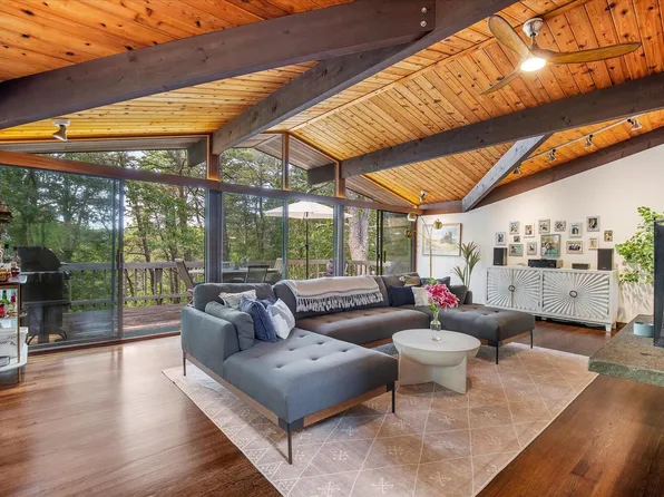 80 Woodlot Road, Wellfleet, MA 02667