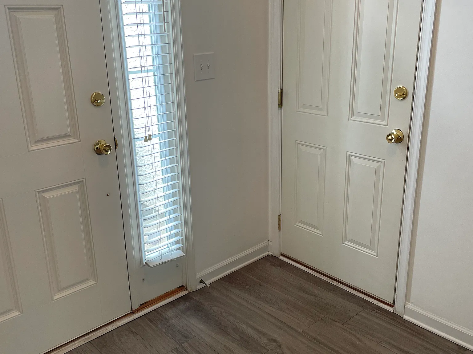3 bed, 2.5 bath, 1750 sqft, $2,400 — Photo 2