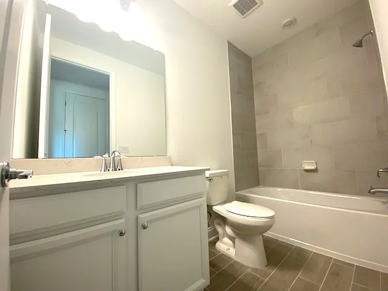 4103 Clifden Dr — Photo 16