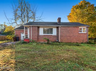 3808 Nathaniel Rd, Knoxville, TN 37918