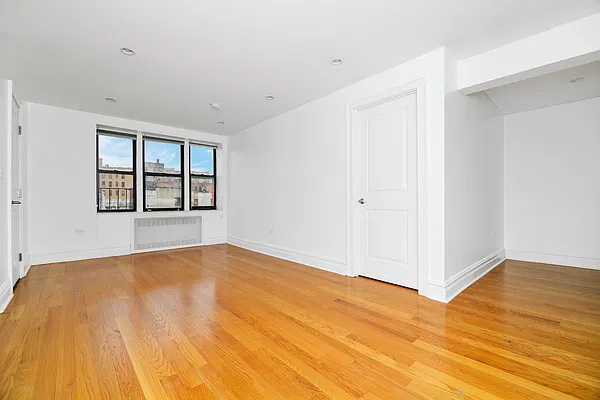 Rented by Compass | media 2