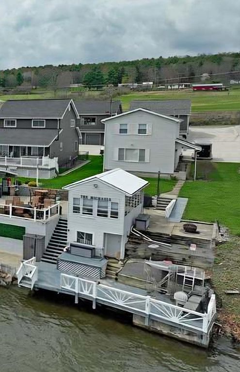 4190 Shorewood Dr - Property Image