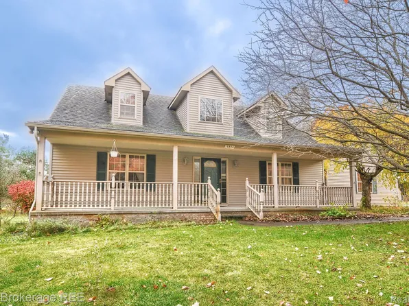 13804 Hearthstone Ln, Hartland, MI 48353