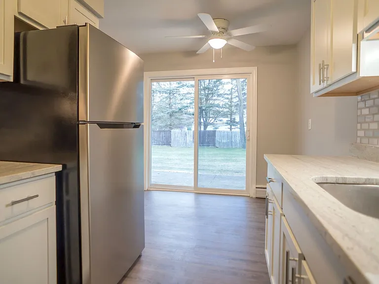 2155 Decker Rd — Photo 6