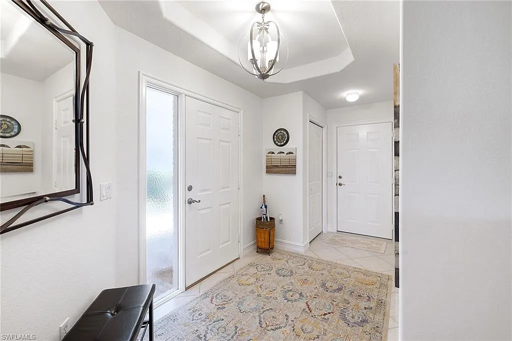 2 bed, 2.0 bath, 1880 sqft, $8,000 — Photo 4