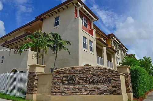 8960 NW 97th Ave #212 Photo 1