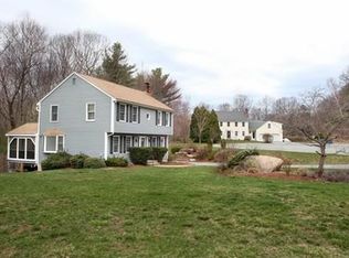 30 Cold Spring Dr, Uxbridge, MA 01569