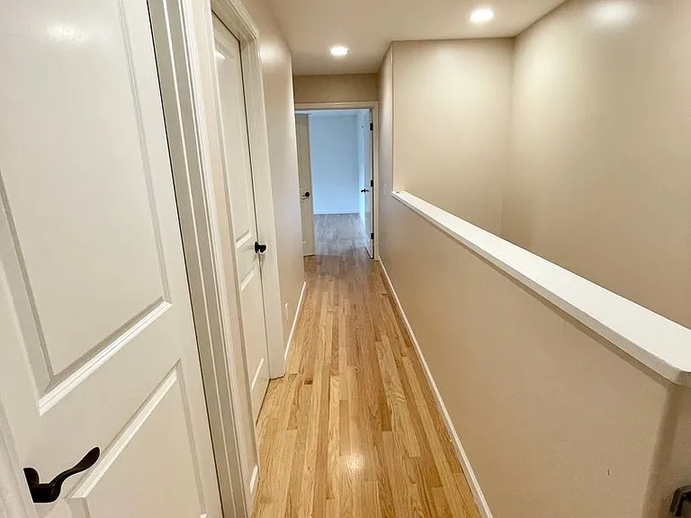 315 N 155th St — Photo 29