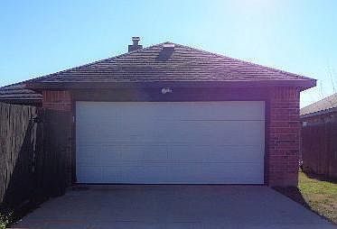 3rd image of 1525 Allen Dr