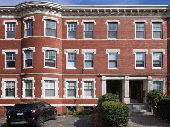 12 Colbourne Cres #3, Brookline, MA 02445