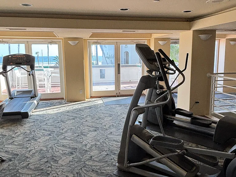 200 Pacific Coast Hwy #3 — Photo 16