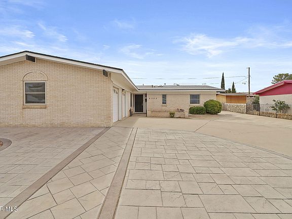 4th image of 9325 Moye Dr