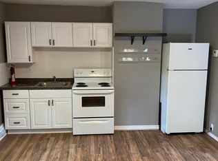 59 Oxford Rd APT 3, New Hartford, NY 13413