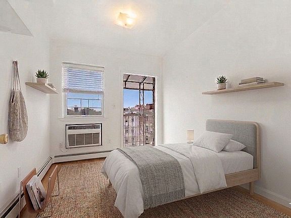 4th image of 1534 W 7th St APT 3B