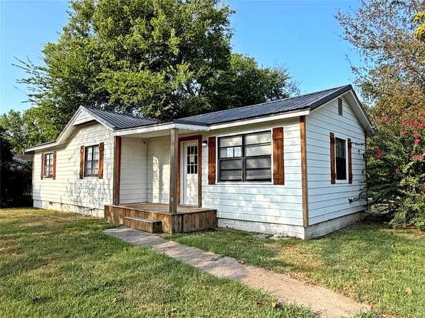 610 S State St, Wagoner, OK 74467