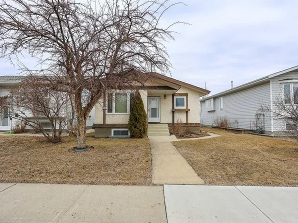 56 S Elder St, Red Deer, AB T4R 2C6