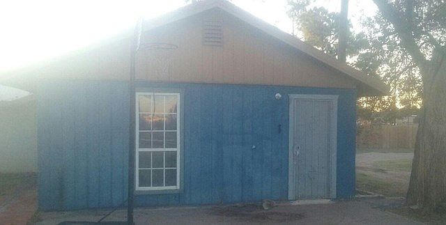 1st image of 5704B Golder Ave
