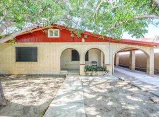 318 W Travis St, Laredo, TX 78040
