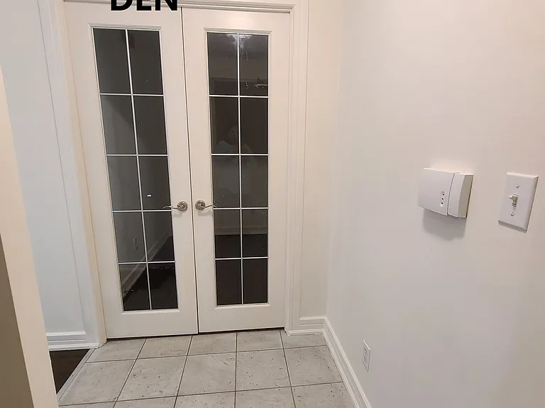 18 Harrison Garden Blvd #312 — Photo 2