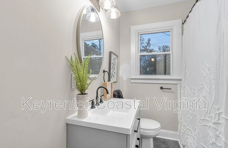 509 Ryland St #A — Photo 8