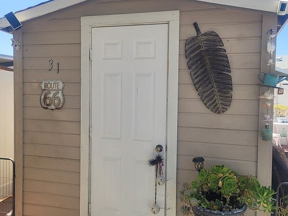 3rd image of 1295 S Cawston Ave Space 31