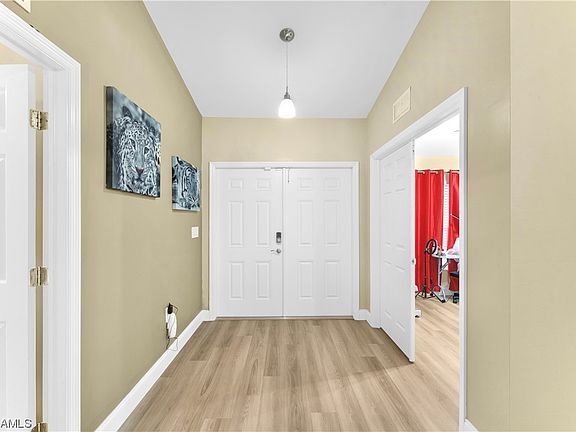 3rd image of 320 Canton Ave