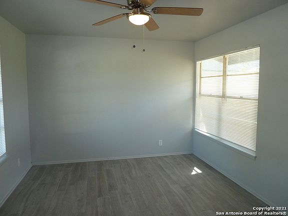2nd image of 4318 Dysart St