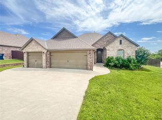 2010 Lakewood Dr, Seminole, OK 74868