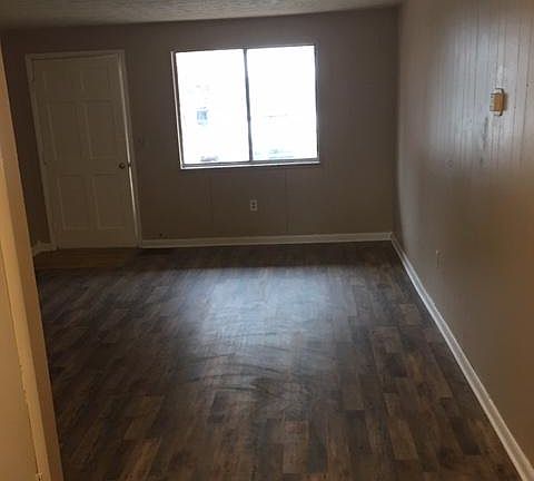 2nd image of 128 Rosemar Ter APT 109
