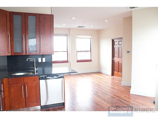 Rented by Bellmarc Realty | media 29