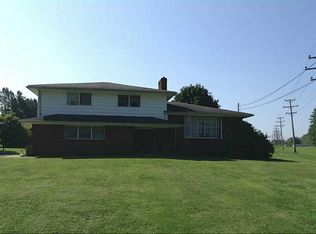 1909 Brigadoon Ln, New Castle, PA
